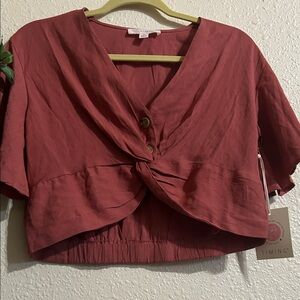 Timing Women's Burgundy Twist Crop Top